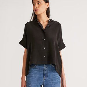 The Clean Silk Short-Sleeve Square Shirt